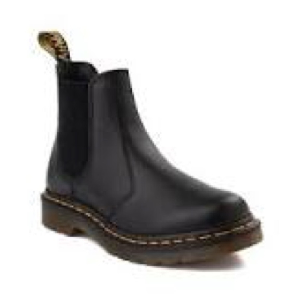 dr martens 2976 Leather Chelsea boots size 5